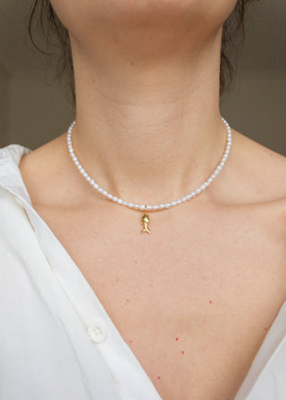 Zargana Gemstone Necklace in Freshwater Pearl