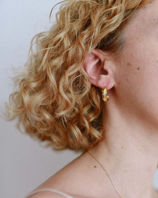 Flow Medium Hoops Gold Vermeil